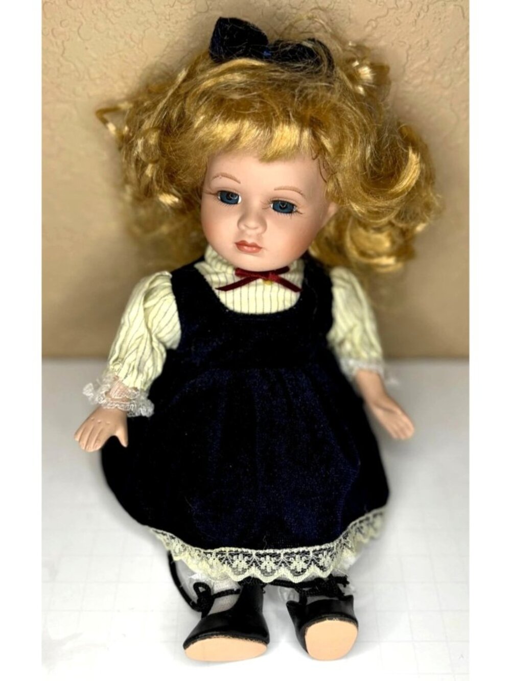 Duck House Porcelain Doll Vintage Blonde Curls Blue Velvet Lace Dress Blue Eyes - Picture 5 of 16